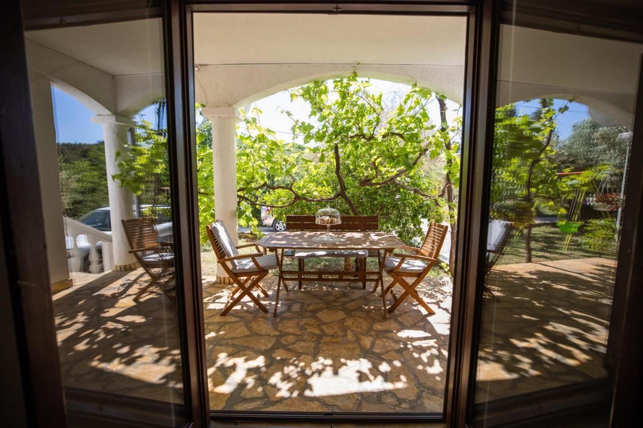 Apartments And A Room Ina Zadar Exterior photo